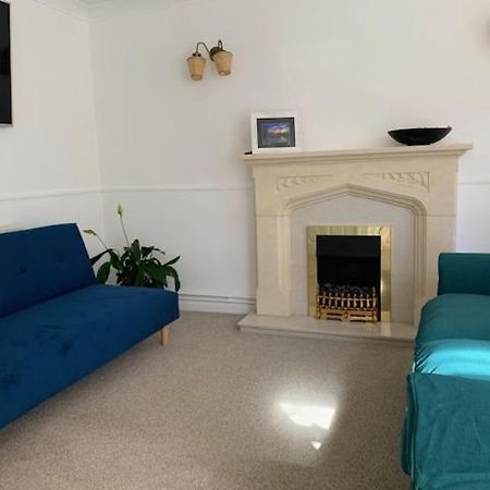 Private Room & Lounge In Town Centre With Parking Στράτφορντ απόν Έιβον Εξωτερικό φωτογραφία