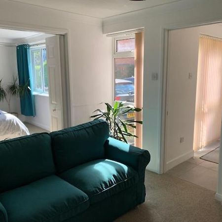 Private Room & Lounge In Town Centre With Parking Στράτφορντ απόν Έιβον Εξωτερικό φωτογραφία