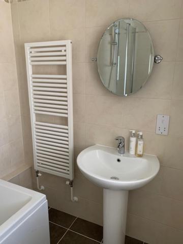 Private Room & Lounge In Town Centre With Parking Στράτφορντ απόν Έιβον Εξωτερικό φωτογραφία