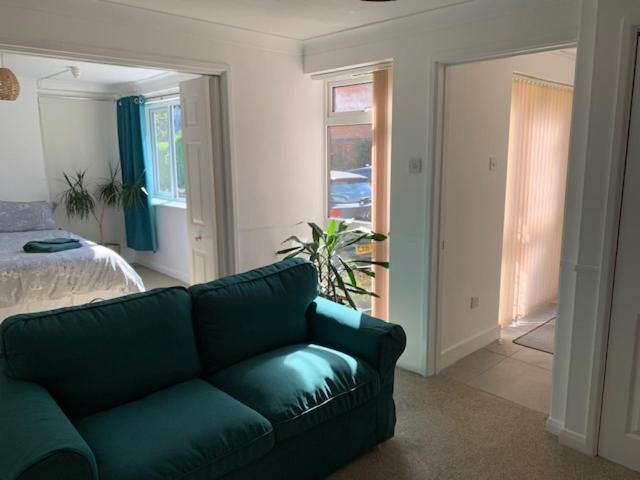 Private Room & Lounge In Town Centre With Parking Στράτφορντ απόν Έιβον Εξωτερικό φωτογραφία